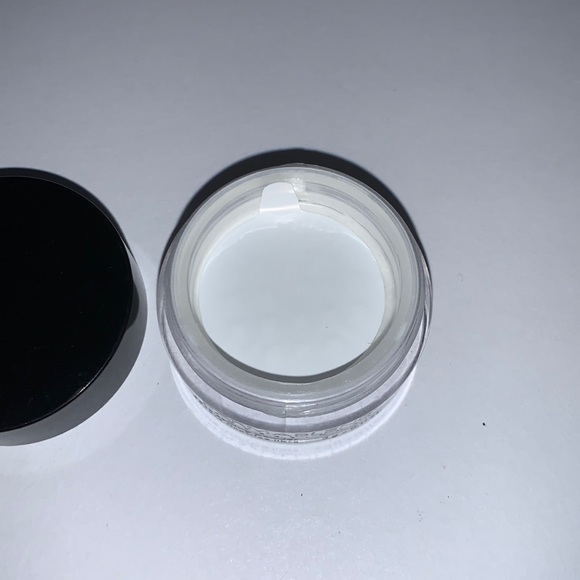 New Dermablend Profession Loose Setting Powder 3g - Picture 6 of 10